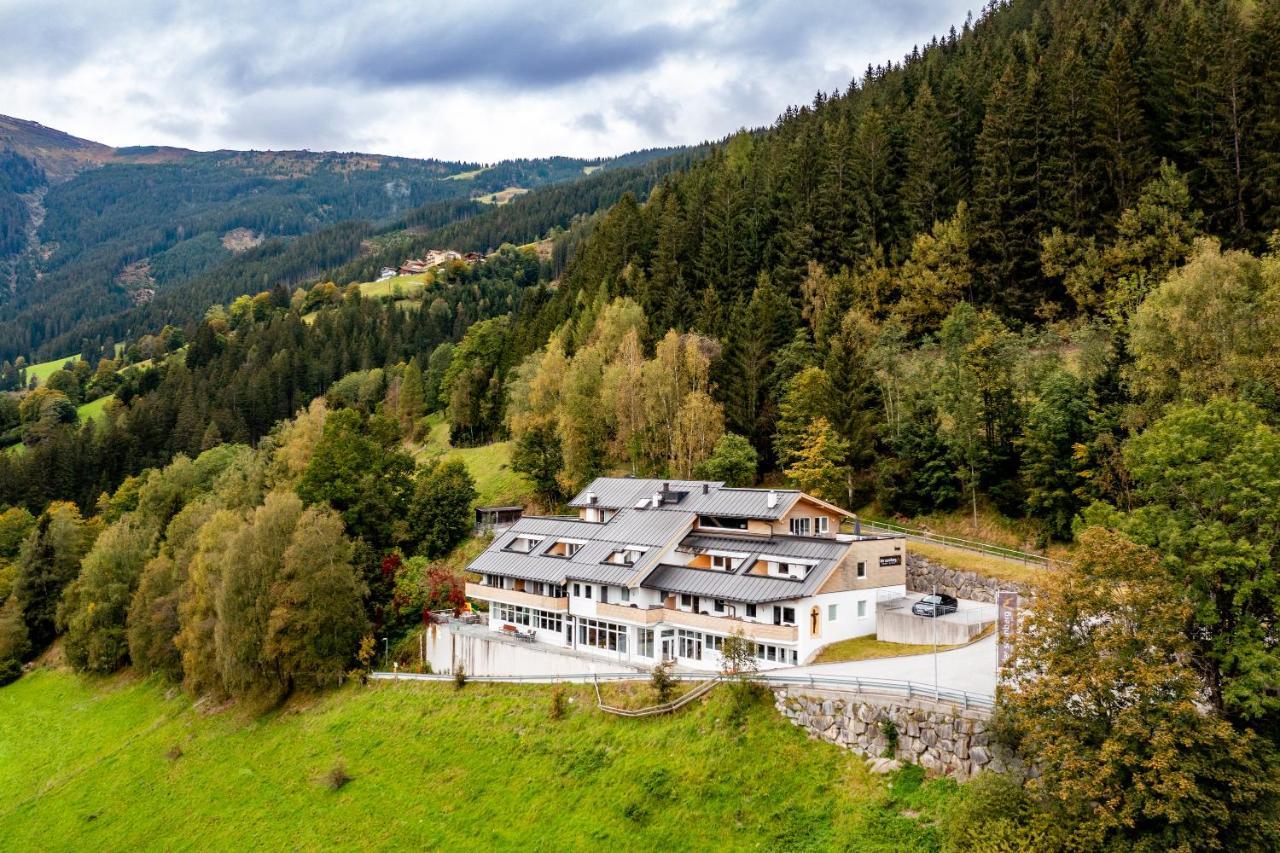 Der Sonnberg Alpinlodges - Apartments Mit Seeblick, Privater Sauna Und Self Check-In Zell am See Zewnętrze zdjęcie