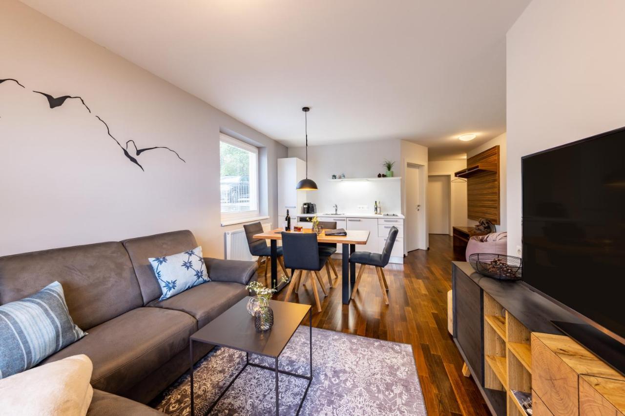 Der Sonnberg Alpinlodges - Apartments Mit Seeblick, Privater Sauna Und Self Check-In Zell am See Zewnętrze zdjęcie