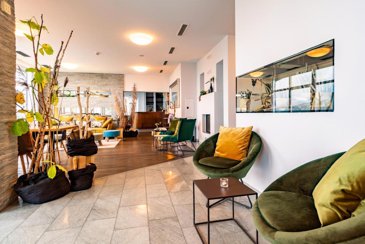 Der Sonnberg Alpinlodges - Apartments Mit Seeblick, Privater Sauna Und Self Check-In Zell am See Zewnętrze zdjęcie