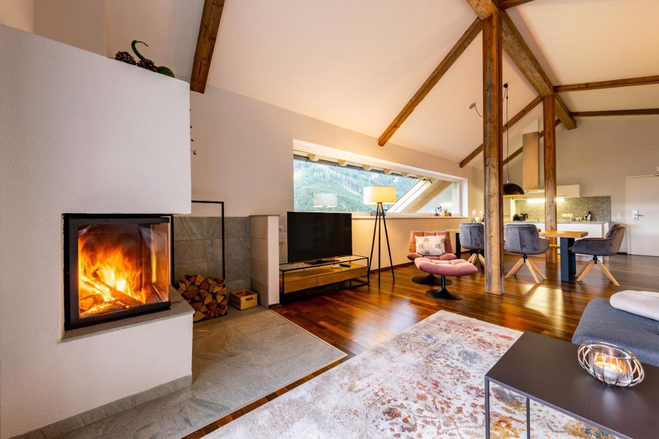 Der Sonnberg Alpinlodges - Apartments Mit Seeblick, Privater Sauna Und Self Check-In Zell am See Zewnętrze zdjęcie