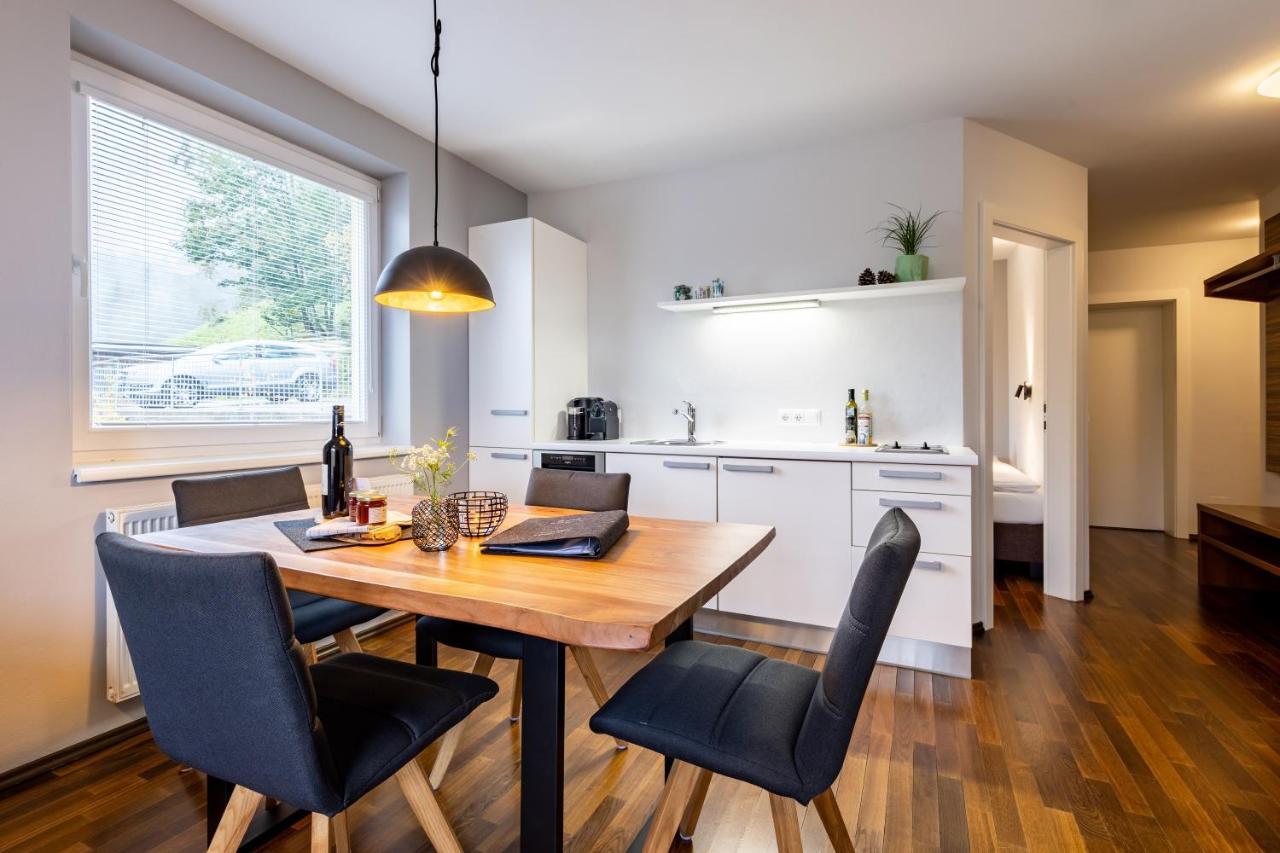 Der Sonnberg Alpinlodges - Apartments Mit Seeblick, Privater Sauna Und Self Check-In Zell am See Zewnętrze zdjęcie